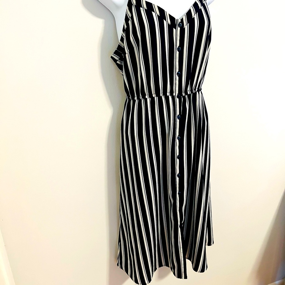 Vera Moda Midi spaghetti strap dress with button down front